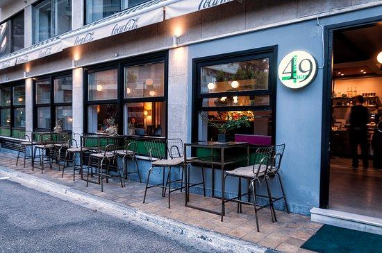 49 All Day Cafe & Winebar